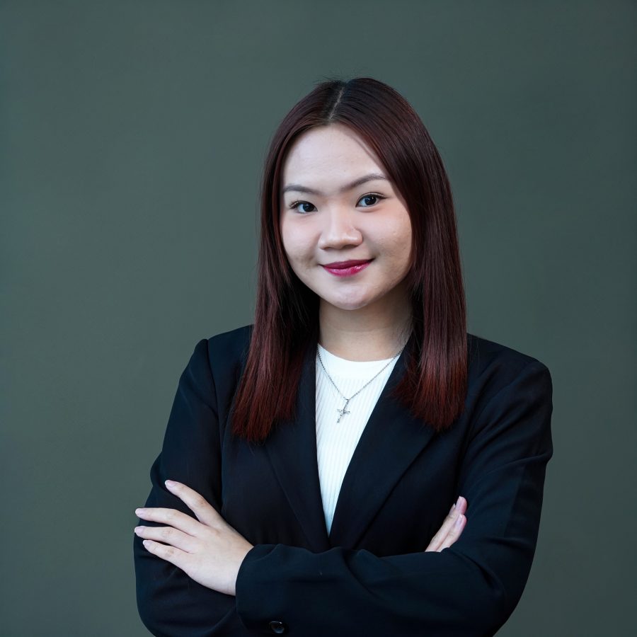 Portrait of Yenni Septiyanti